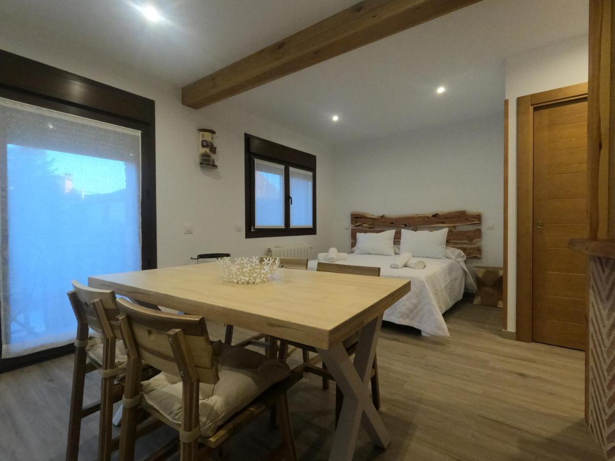 Apartamentos Sierra Y Mar Aldealengua De Pedraza Ceguilla エクステリア 写真